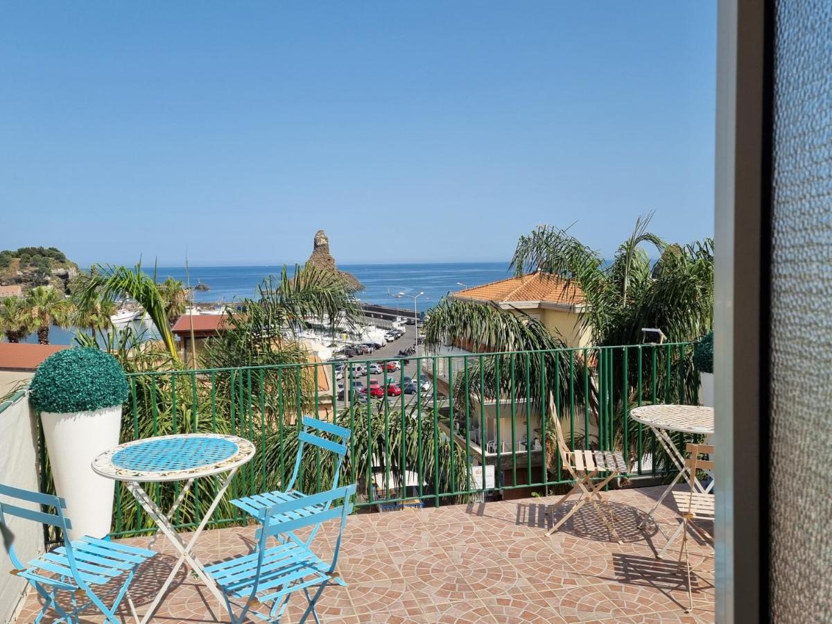 Suite 53 Aci Trezza Esterno foto