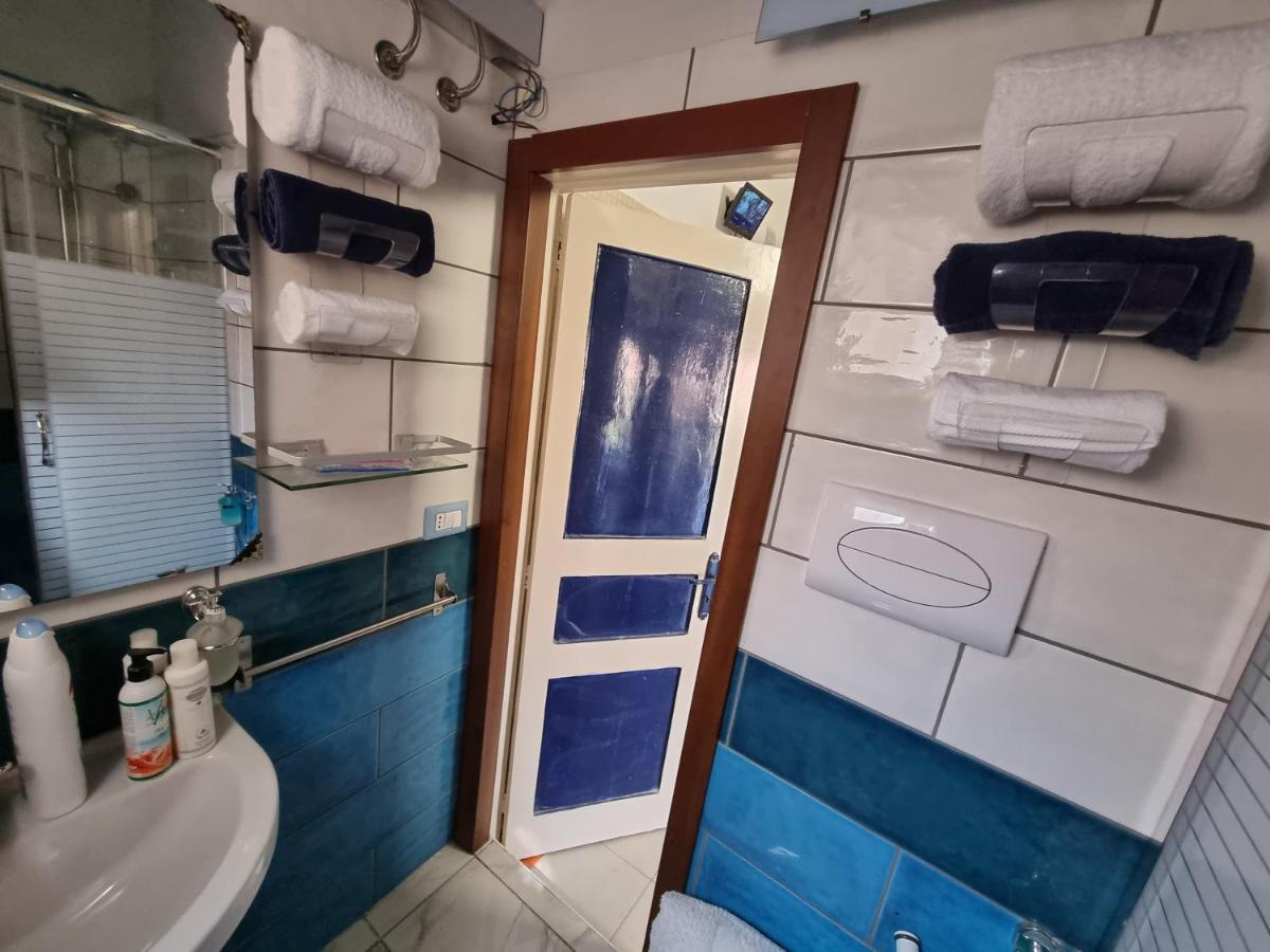 Suite 53 Aci Trezza Esterno foto