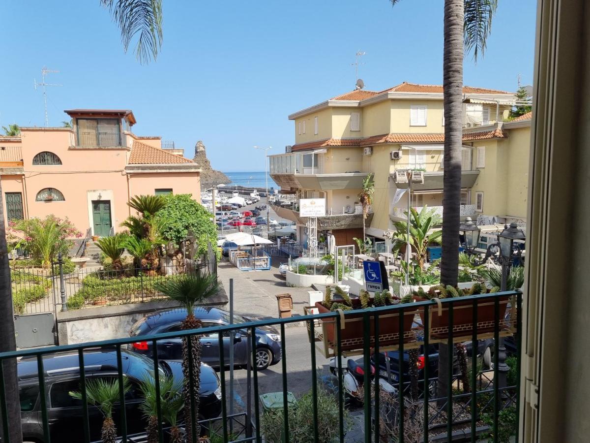 Suite 53 Aci Trezza Esterno foto