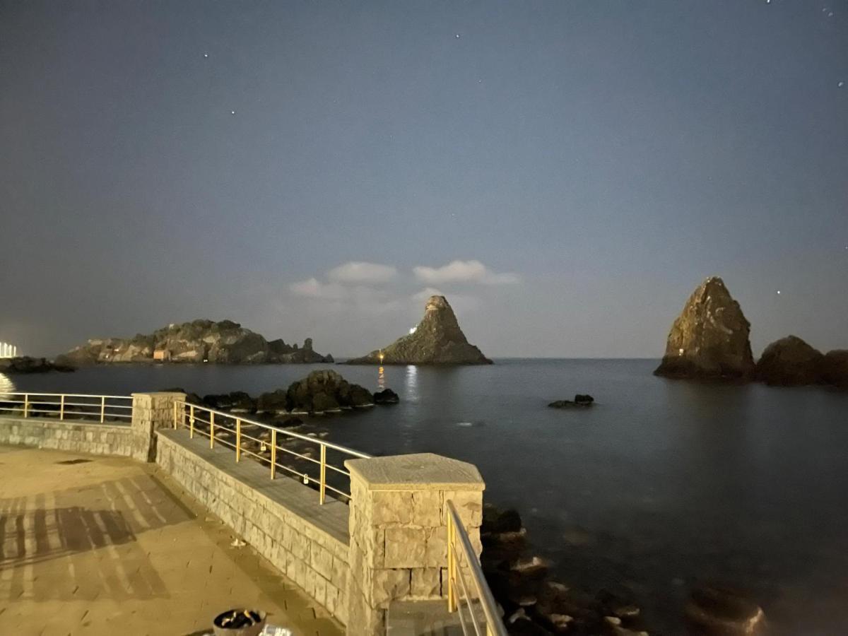 Suite 53 Aci Trezza Esterno foto