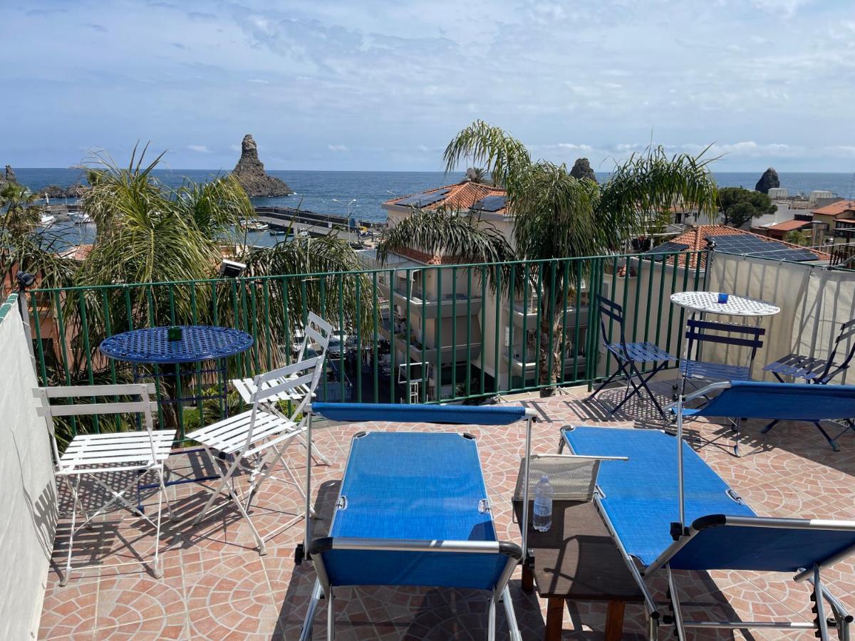 Suite 53 Aci Trezza Esterno foto