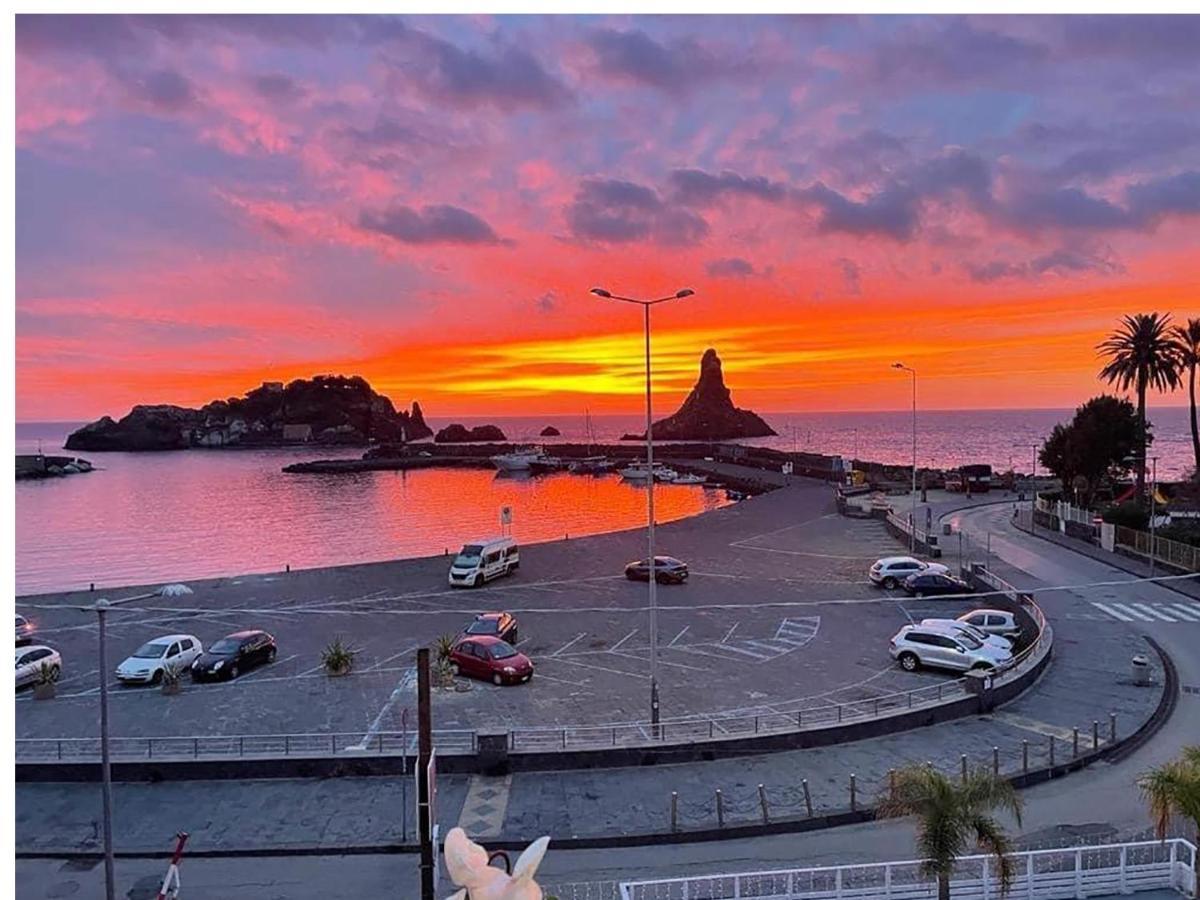 Suite 53 Aci Trezza Esterno foto